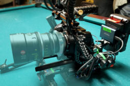 2x Kits: BMPCC4 Blackmagic Pocket 4K + SSD/V-Mount + 1 EF