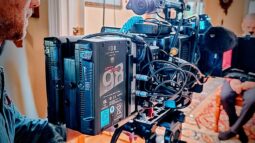 Core SWX Sharkfin V-Mount Battery Hotswap + 4 D-Taps