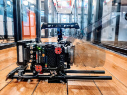 RED Komodo 6K (PL, EF, RF Mount) – Body +2TB Cards (V-Mount)