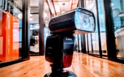 Canon Speedlite 600EX II-RT Flash with Diffuser, E-TTL and Mount