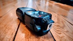 Canon Speedlite 600EX II-RT Flash with Diffuser, E-TTL and Mount