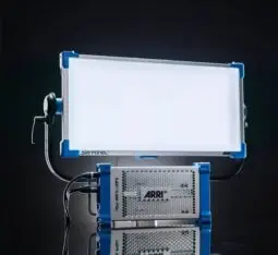 ARRI S60-C LED Softlight w/ rolling Combo, Pipe/Grid Clamp, 33ft Header Cable
